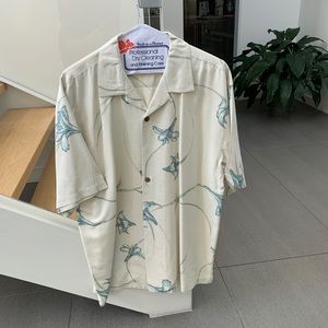 Men’s Tommy Bahama shirt